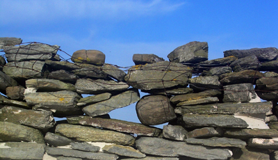 The-dyke-North-Ronaldsay-home-2