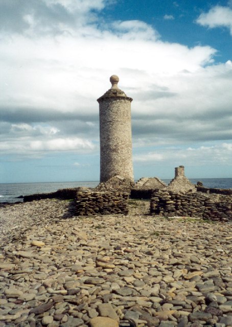 Old Lighthouse, North Ronaldsay. Photograph © Alex Cameron